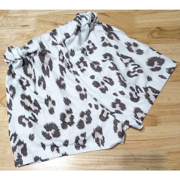 Women's Leopard Print Long Sleeve Top & Drawstring Short Set 2pc Loungewear Sz S - Picture 11 of 15